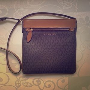 NWOT Michael Kors crossbody purse